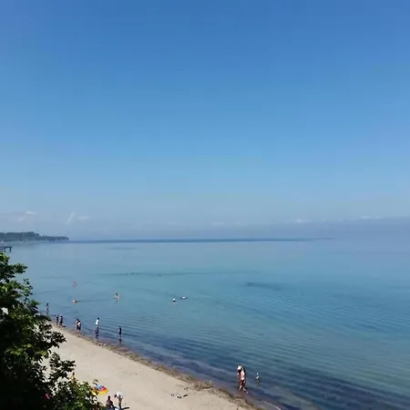 Quaint In Near Seabeach Apartment *
